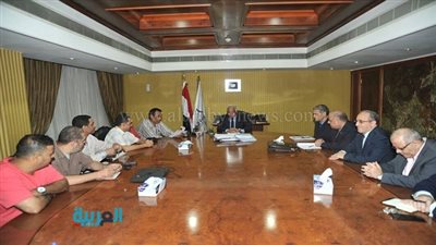 وزير النقل يلتقي وفد ممثلي سائقي الخطوط الثلاثة بمترو الأنفاق