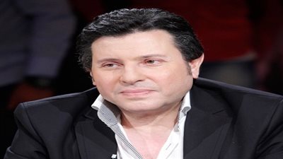 هاني شاكر يعلن تضامنه مع الهضبة في أزمة ألبومه الجديد