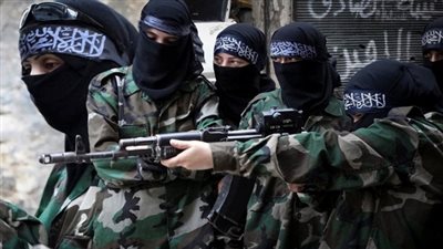 قائد الشرطة الأوروبية يحذر من تزايد أعداد النساء في صفوف 