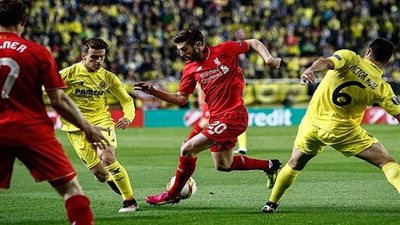 التعادل السلبي يخيم على الشوط الأول بين ليفربول وفياريال