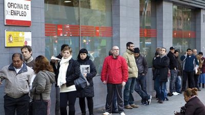 معدل البطالة يقفز لـ21% في إسبانيا