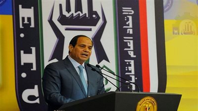 حصاد الأسبوع الرئاسي.. السيسي يجري مباحثات مع ولي عهد أبوظبي وملك البحرين لتوسيع التعاون.. ويستعرض مع 