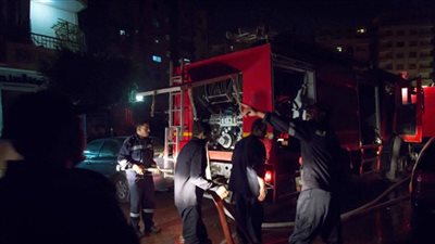 الحماية المدنية تسيطر على حريق مخزن السيدة زينب دون إصابات