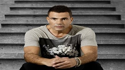 شاهد.. الهضبة يستجم في الجونة مع 