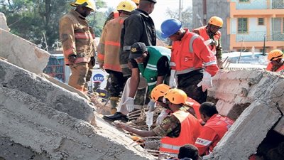 7 قتلى بانهيار مبنى في العاصمة الكينية نيروبي