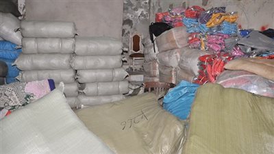 جمارك بورسعيد تحبط محاولة تهريب ملابس جاهزة أجنبية الصنع