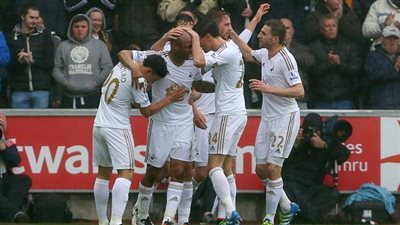 بالفيديو.. سوانزي سيتي يسحق ليفربول بثلاثية