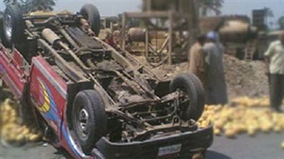 مصرع 3 وإصابة 19 آخرين في حادث انقلاب سيارة بالشرقية