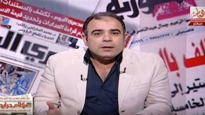 شاهد.. لفظ خارج من مذيع العاصمة بسبب 
