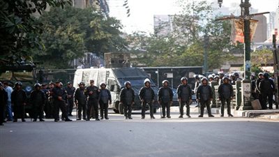 الشرطة تكثف تواجدها بميدان التحرير تحسبًا لتظاهرات 