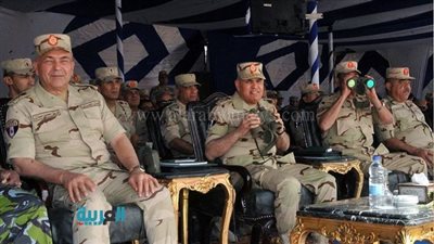 وزير الدفاع يطمئن الشعب على جاهزية القوات المسلحة