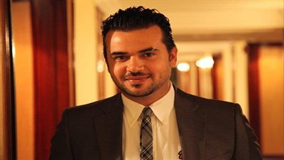 ساموزين ينشر صورة له من شرم الشيخ