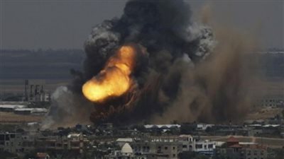 إصابة فلسطيني في سلسلة غارات إسرائيلية على قطاع غزة