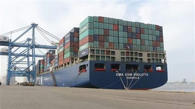 وصول 26 ألف طن بوتاجاز وزيوت نخيل لموانئ السويس