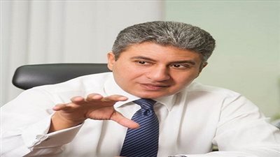 توزيع نشرات دعائية لشهادات بلادي الدولارية على متن رحلات مصر للطيران