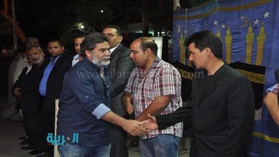 بالصور.. نجوم الوسط الفني في عزاء الراحل 