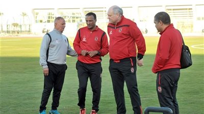 مارتن يول يدرس دجلة بالفيديو قبل مواجهته غدًا بالدوري 