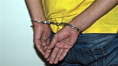 ضبط مسجل خطر لاتهامه بسرقة سيدة أمريكية بالمعادي 