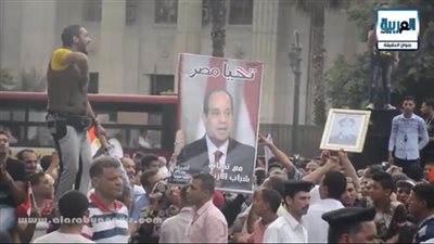 مواطنون يسبون معتصمي 