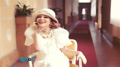 سميرة سعيد تشوق جمهورها بصور من 