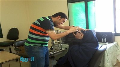 الكشف على 550 حالة في قافلة طبية بالفيوم