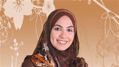 دعاء عامر تنشر صورة من تكريمها في مؤتمر الإعلاميين 