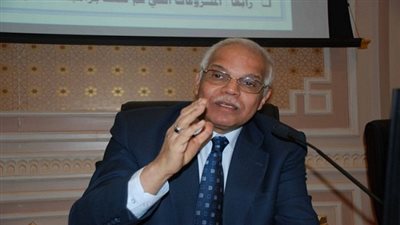 وزير النقل يُقيل رئيسي منطقتي وسط وشرق الدلتا لتدهور حالة الطرق