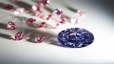 عرض ماسة أرجوانية ضخمة ونادرة في أستراليا