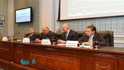 رئيس لجنة العلاقات الخارجية بـ