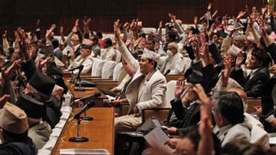 النيبال تستدعي سفيرها لدى الهند وتلغي زيارة رئيستها إلى نيودلهي