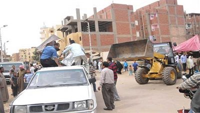 شاهد.. أحياء بورسعيد تشن حملات موسعة لإزالة الإشغالات 