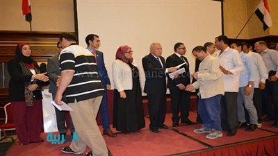 وزير القوى العاملة: حل مشكلات العاملين بالخارج بالبعثات المصرية