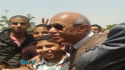 القائم بأعمال محافظ القاهرة يوجه بتوفير فرش شقة لمواطنة 