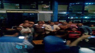 بالصور.. الصحفيون يفاجئون قلاش: 