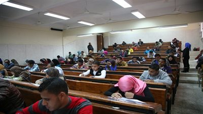 قرارات خاصة بـ