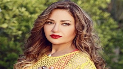 بالفيديو.. ليلى علوي تكشف إصابتها بالغدة النكافية
