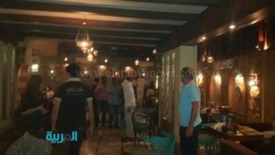 بالصور.. غلق 8 كافيهات مخالفة بالمعادي 