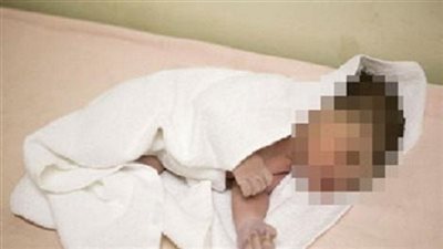 العثورعلى طفل لقيط داخل أحد القطارات بالمنوفية 