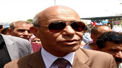 القائم بأعمال محافظ القاهرة يعزل رئيس حي السلام أول 