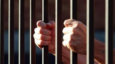 حبس نجار مسلح بتهمة الشروع في قتل وكيل وزارة سابق بالسكة الحديد