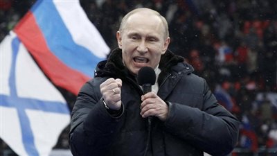 بوتين: طائراتنا نفذت أكثر من 10 آلاف طلعة قتالية في سوريا