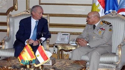 بالفيديو.. وزير الدفاع يبحث مع نظيره الأسباني العلاقات العسكرية بين البلدين