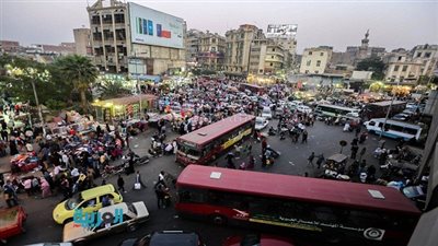 ثلاث صور ترصد حال القاهرة من فوق