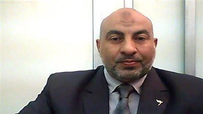 خبير اقتصادي: الغلاء مرتبط بالدولار والحل في المشروعات الصغيرة