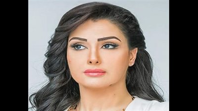 غادة عبدالرازق تتألق بالأبيض في أحدث جلسة تصوير