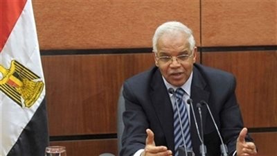 وزير النقل: انتهينا من تطوير ألف عربة قطار