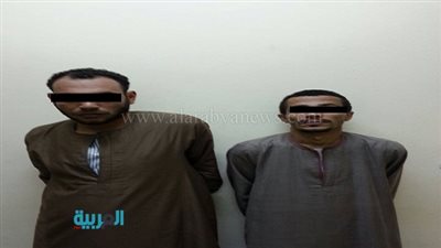 بالصور.. ضبط تاجري 