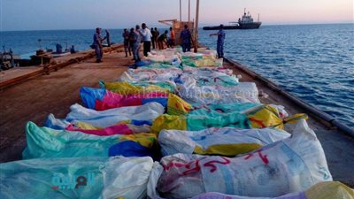 القوات البحرية تضبط 4 أطنان 