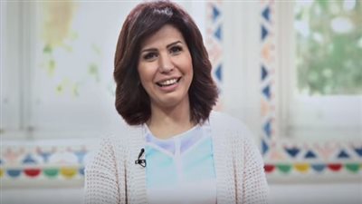 وفاة والدة منى الشايب مذيعة 