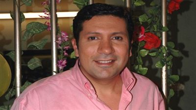 هاني رمزي ينتهي من 